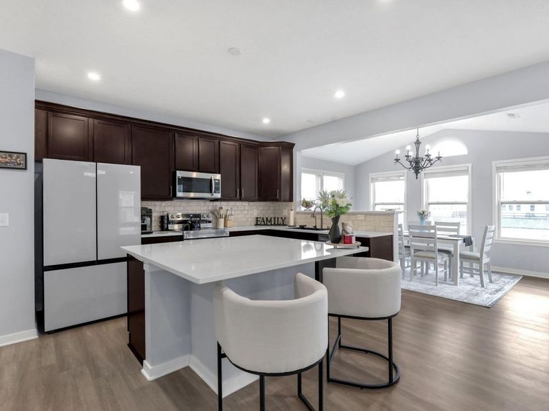 39 Thoreau Drive, Ashville, OH 43103 Photo 14