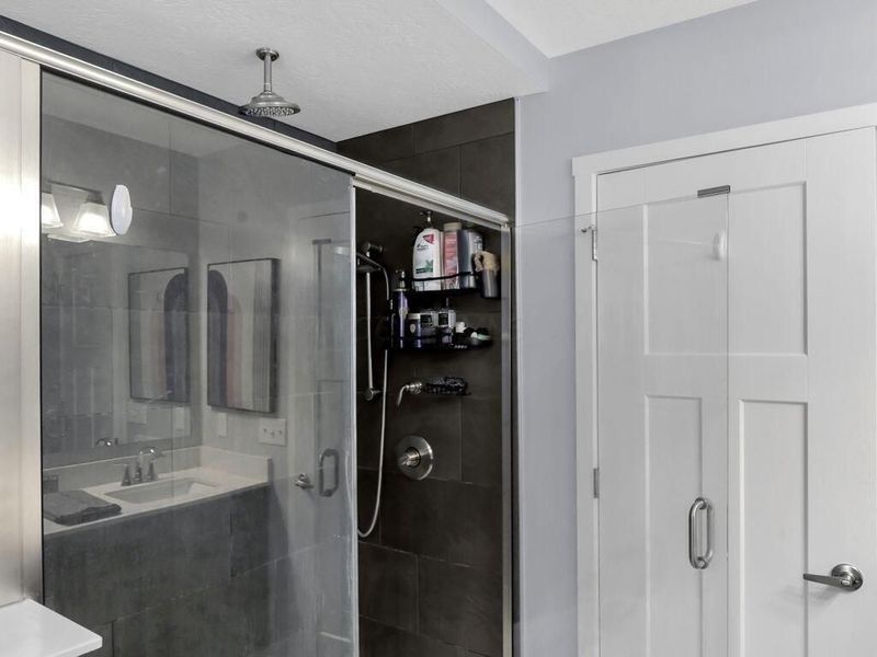 39 Thoreau Drive, Ashville, OH 43103 Photo 24