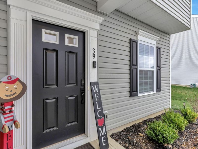 39 Thoreau Drive, Ashville, OH 43103 Photo 5