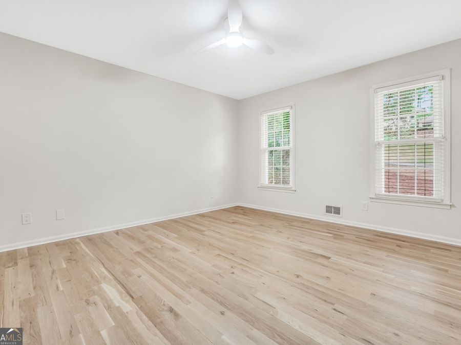 Property Image 77