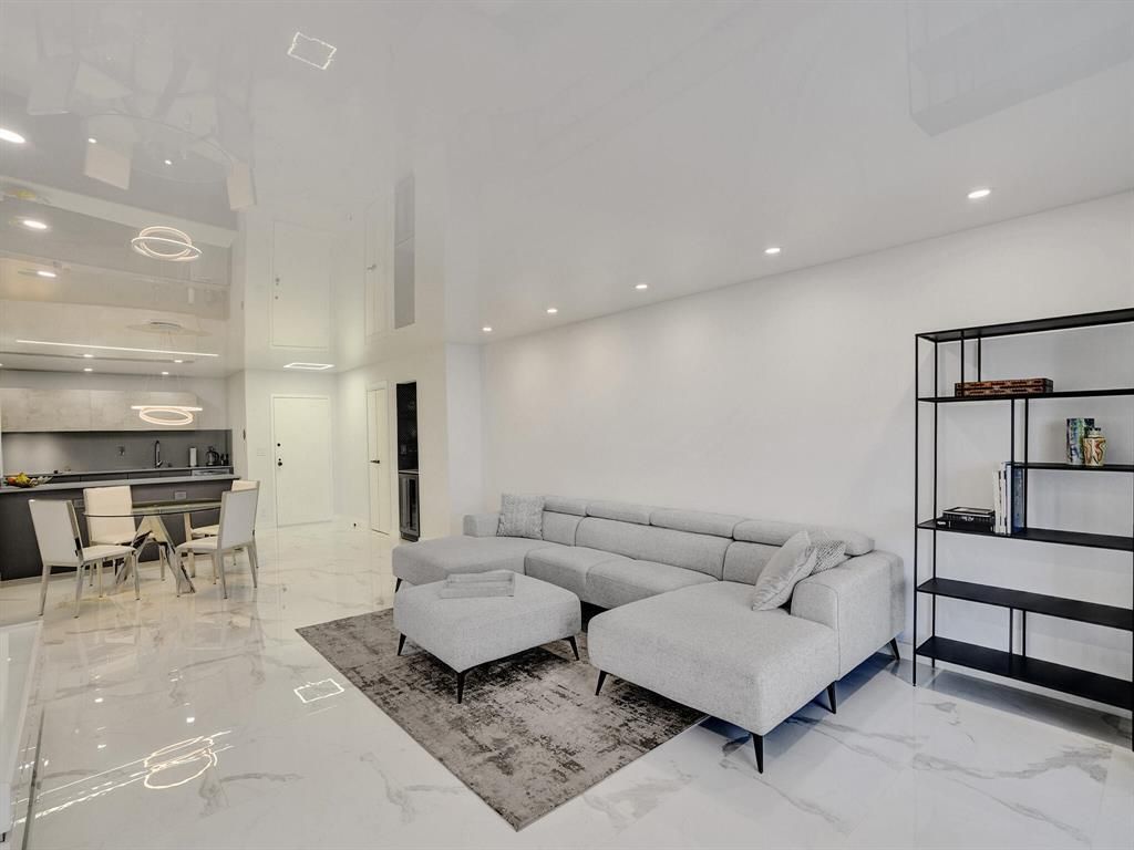 2500 Parkview Drive, Unit 1112, Hallandale Beach, FL 33009 Photo