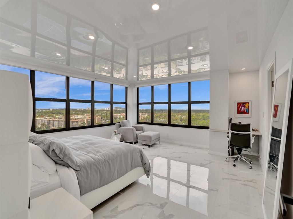 2500 Parkview Drive, Unit 1112, Hallandale Beach, FL 33009 Photo