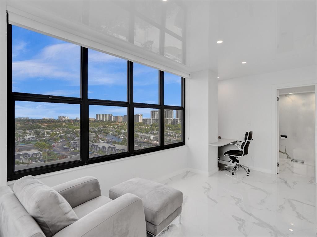 2500 Parkview Drive, Unit 1112, Hallandale Beach, FL 33009 Photo