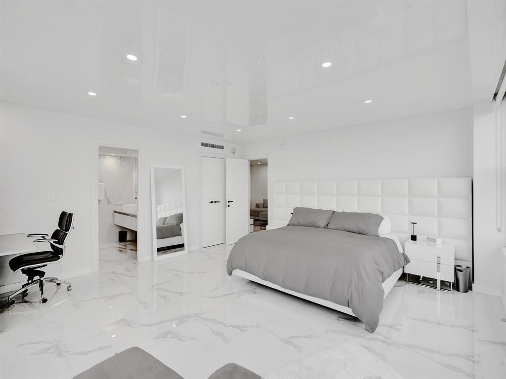 2500 Parkview Drive, Unit 1112, Hallandale Beach, FL 33009 Photo