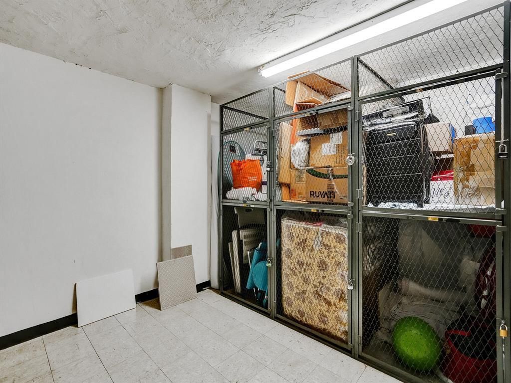 2500 Parkview Drive, Unit 1112, Hallandale Beach, FL 33009 Photo