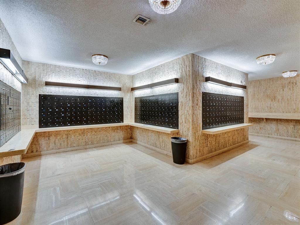 2500 Parkview Drive, Unit 1112, Hallandale Beach, FL 33009 Photo