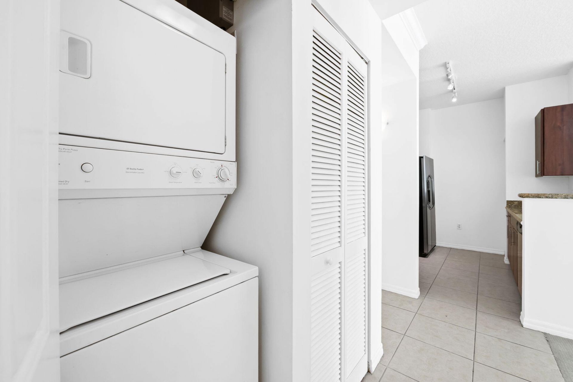 2401 NE 65th Street, Unit 606, Fort Lauderdale, FL 33308 Photo