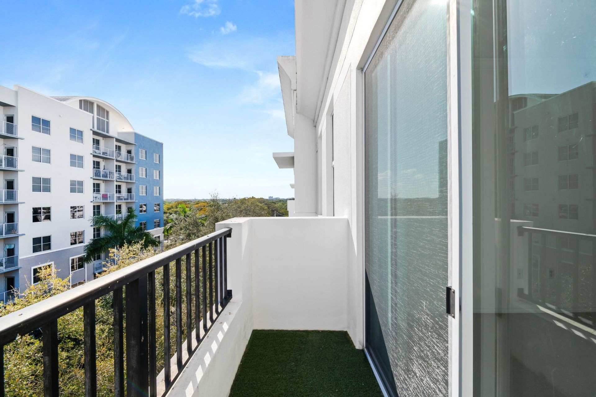 2401 NE 65th Street, Unit 606, Fort Lauderdale, FL 33308 Photo