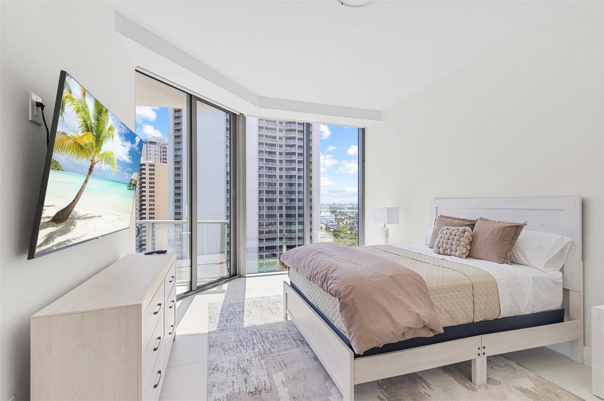 3100 N Ocean Drive, Unit H1204, Singer Island, FL 33404 Photo