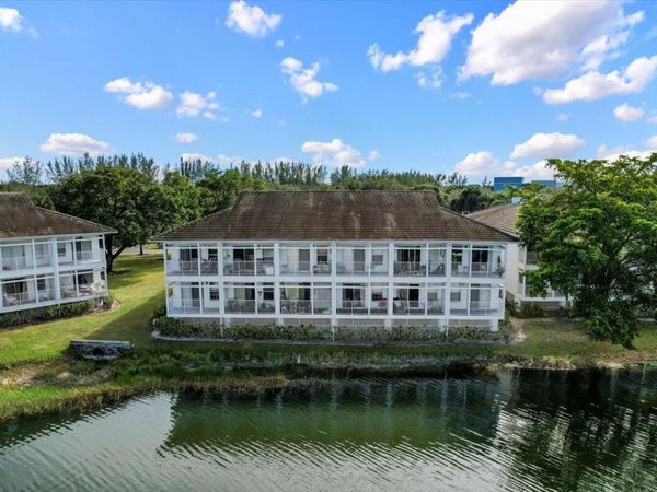 179 Cypress Point Drive, Unit 179, Palm Beach Gardens, FL 33418