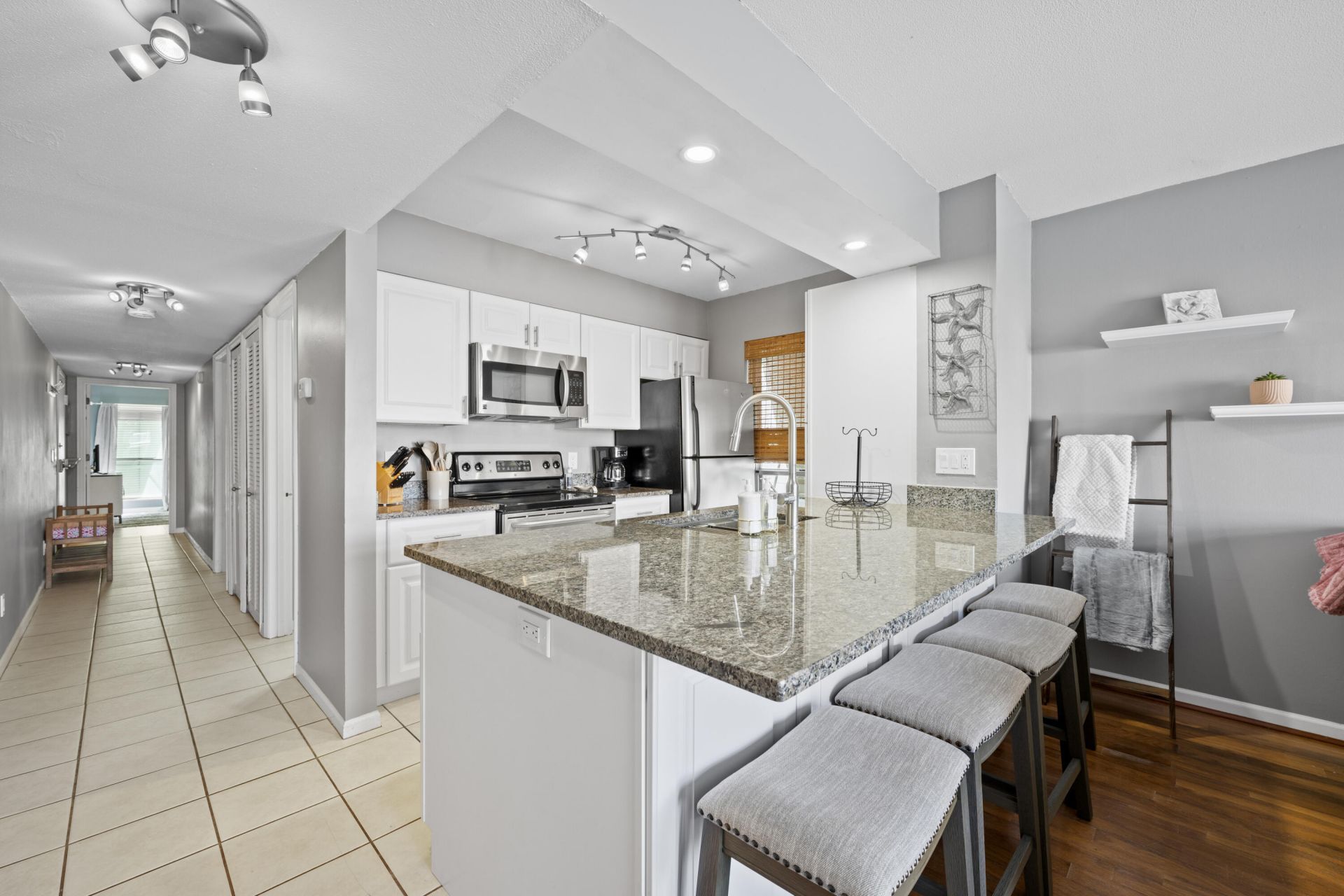 179 Cypress Point Drive, Unit 179, Palm Beach Gardens, FL 33418 Photo