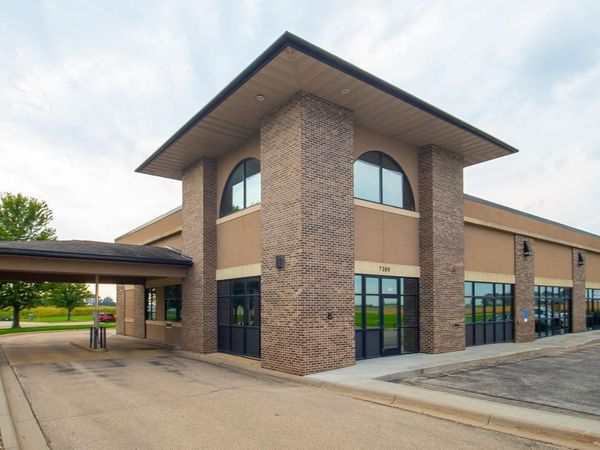 7389 Airport View Drive , Unit 100, Rochester, MN 55902