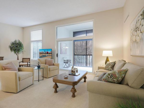 8400 Pennsylvania Road, Unit 328, Bloomington, MN 55438