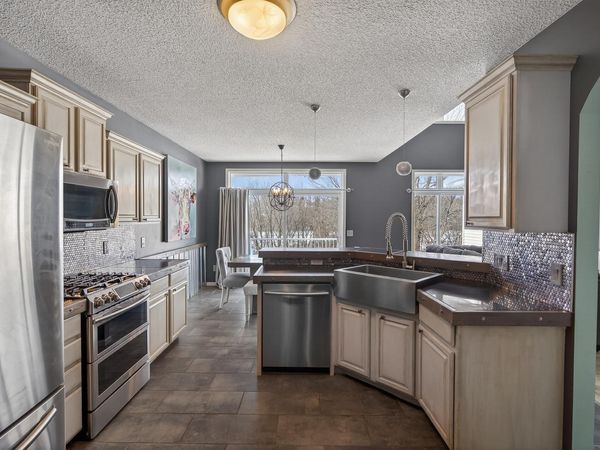 18911 Inca Avenue, Lakeville, MN 55044