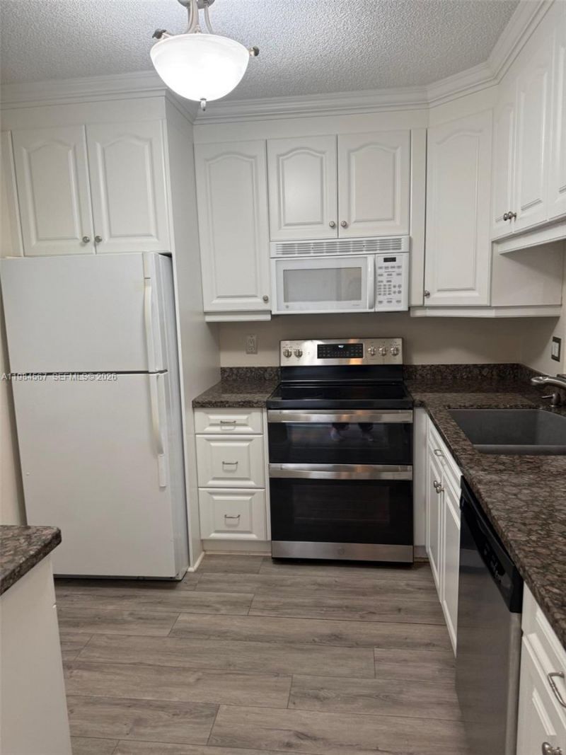 2305 NW 89th Dr , Unit 707, Coral Springs, FL 33065 Photo