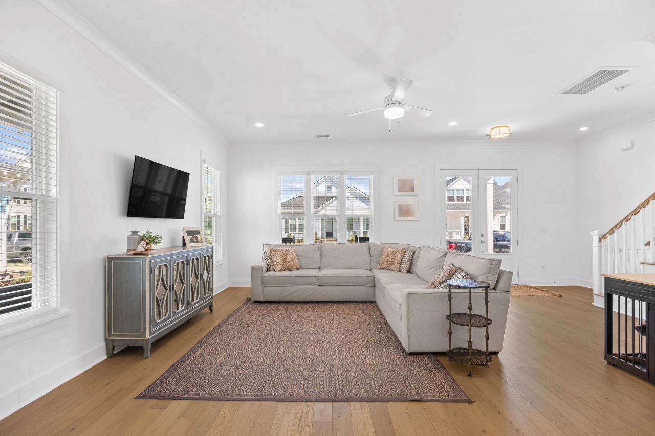 615 Braselton Ln. Photo 11