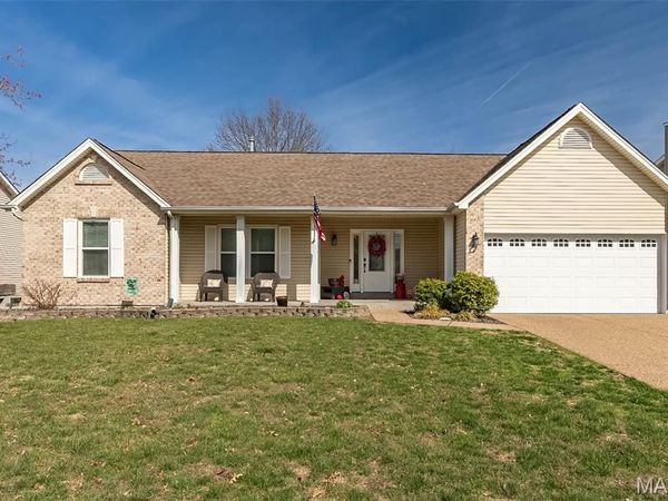 2916 Spring Blossom Drive, Dardenne Prairie, MO 63368