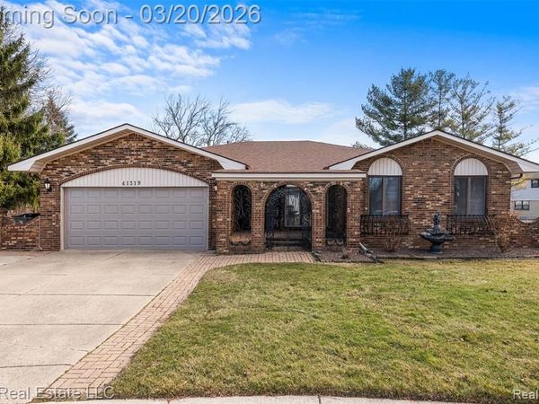 41319 Julie Court, Clinton Twp, MI 48038