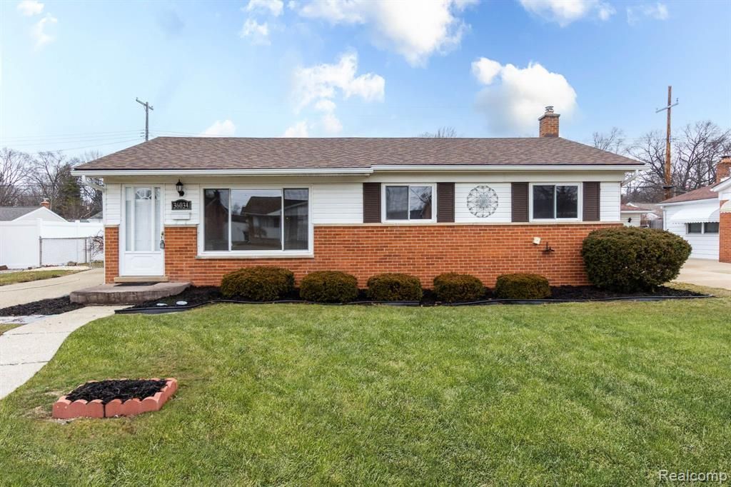 36034 Rolf Street, Westland, MI 48186 Main Photo
