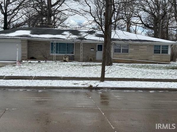 2426 Shadyoak Drive, Fort Wayne, IN 46806