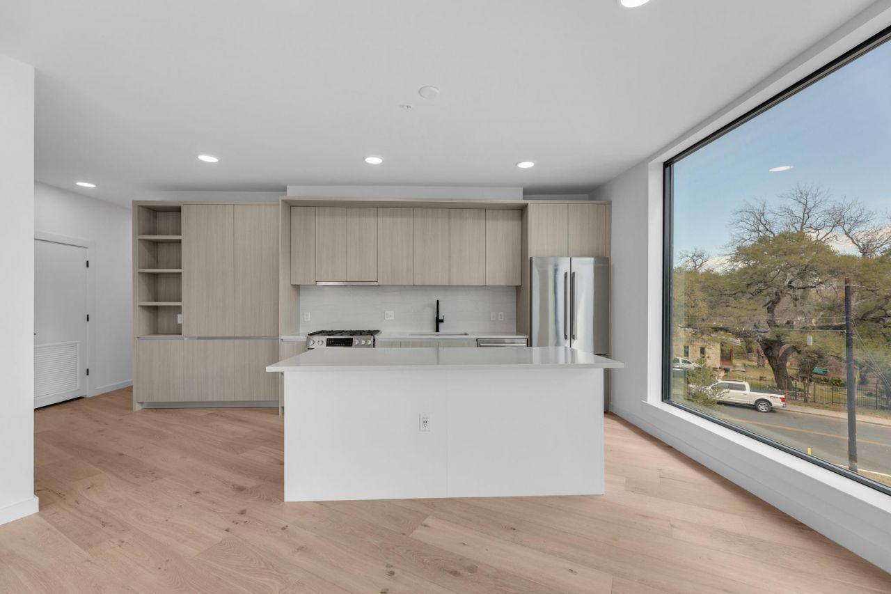 2209 S 1st St, Unit 205, Austin, TX 78704 Main Photo