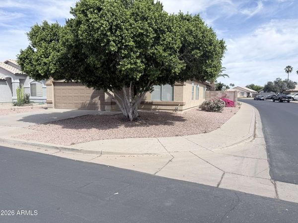 15902 W ELM Street, Surprise, AZ 85374