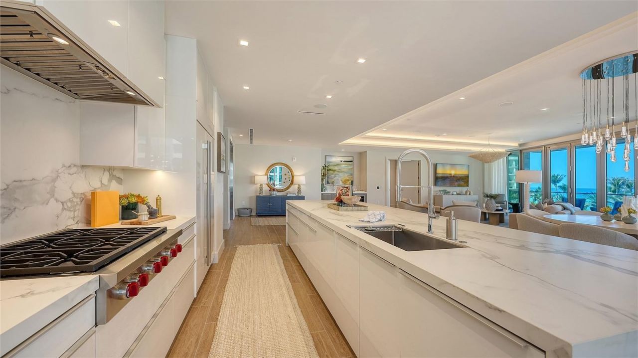 1561 Gulf Of Mexico Drive , Unit 304, Longboat Key, FL 34228 Photo