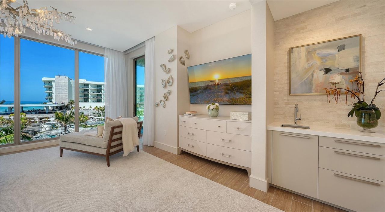 1561 Gulf Of Mexico Drive , Unit 304, Longboat Key, FL 34228 Photo