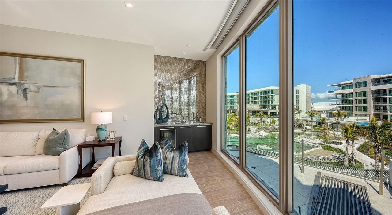 1561 Gulf Of Mexico Drive , Unit 304, Longboat Key, FL 34228 Photo