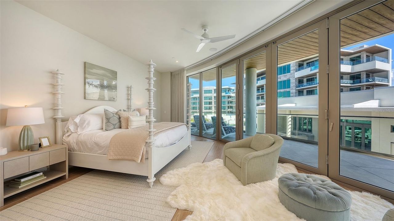 1561 Gulf Of Mexico Drive , Unit 304, Longboat Key, FL 34228 Photo