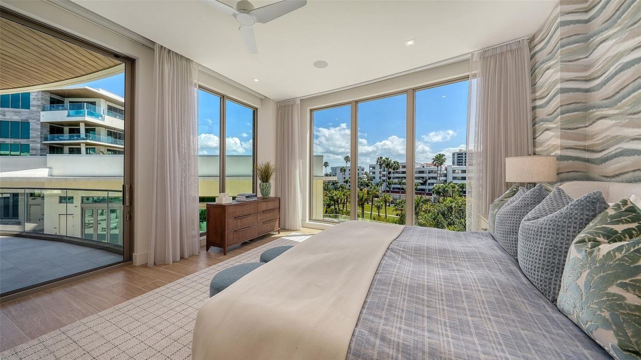 1561 Gulf Of Mexico Drive , Unit 304, Longboat Key, FL 34228 Photo