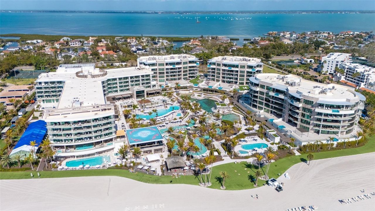 1561 Gulf Of Mexico Drive , Unit 304, Longboat Key, FL 34228 Photo