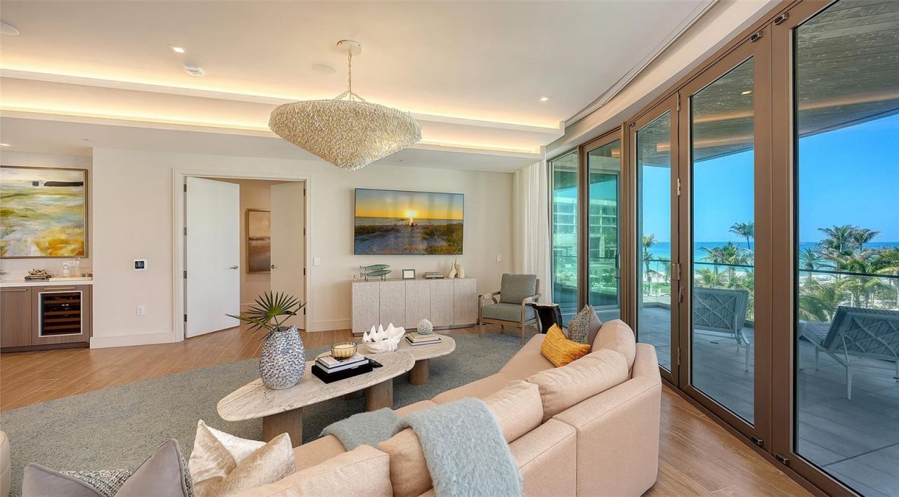 1561 Gulf Of Mexico Drive , Unit 304, Longboat Key, FL 34228 Photo