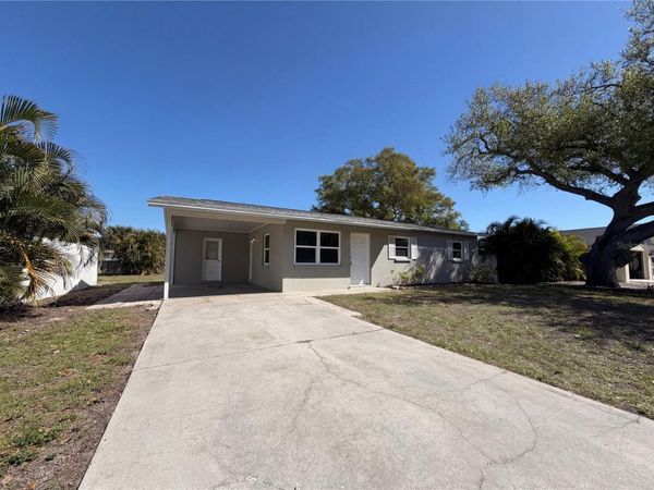 737 GULF COAST BOULEVARD, VENICE, FL 34285
