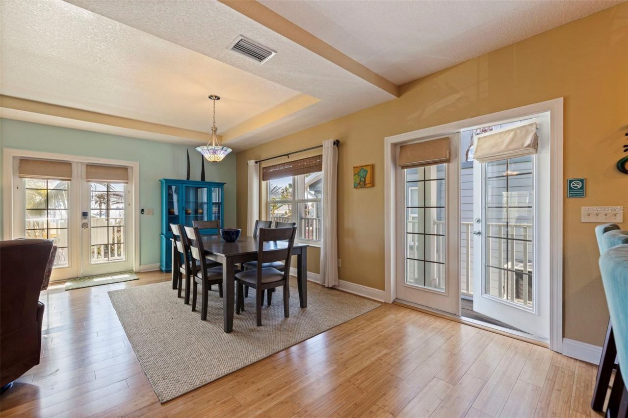 5429 Essex Avenue S, Gulfport, FL 33707 Photo