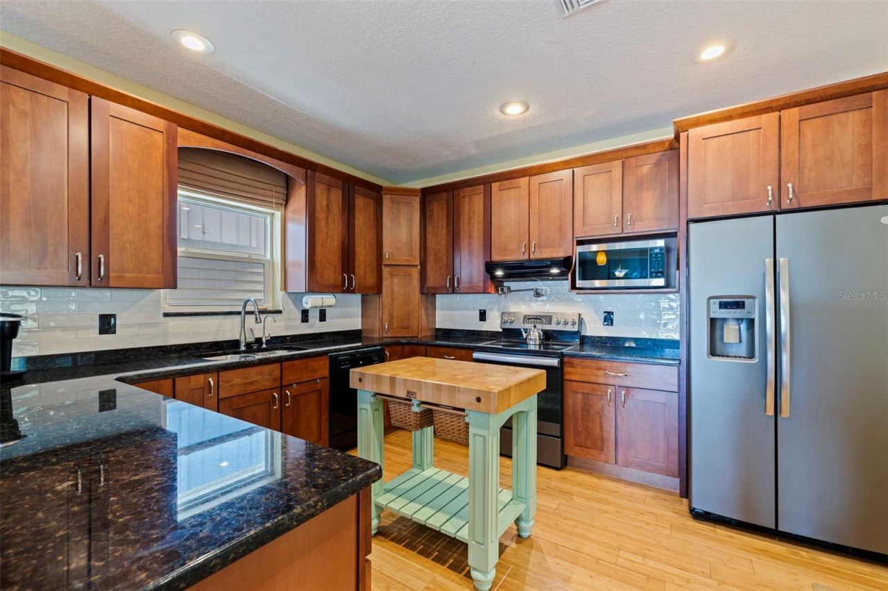 5429 Essex Avenue S, Gulfport, FL 33707 Photo