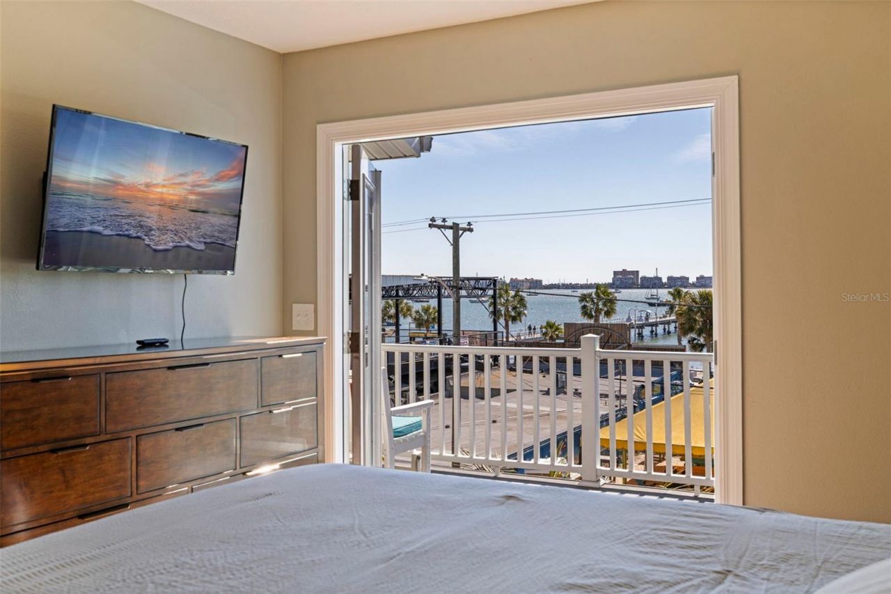 5429 Essex Avenue S, Gulfport, FL 33707 Photo