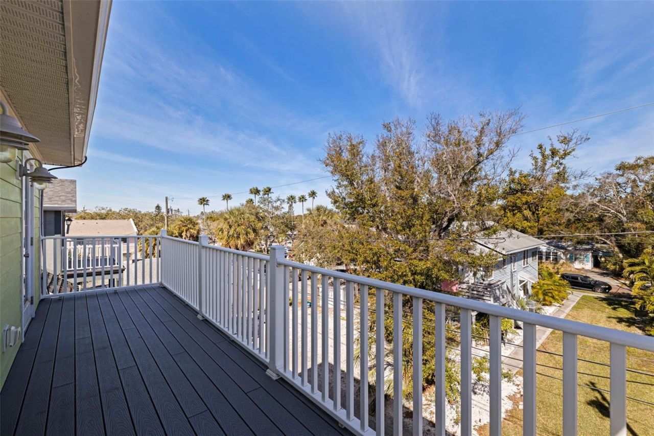 5429 Essex Avenue S, Gulfport, FL 33707 Photo