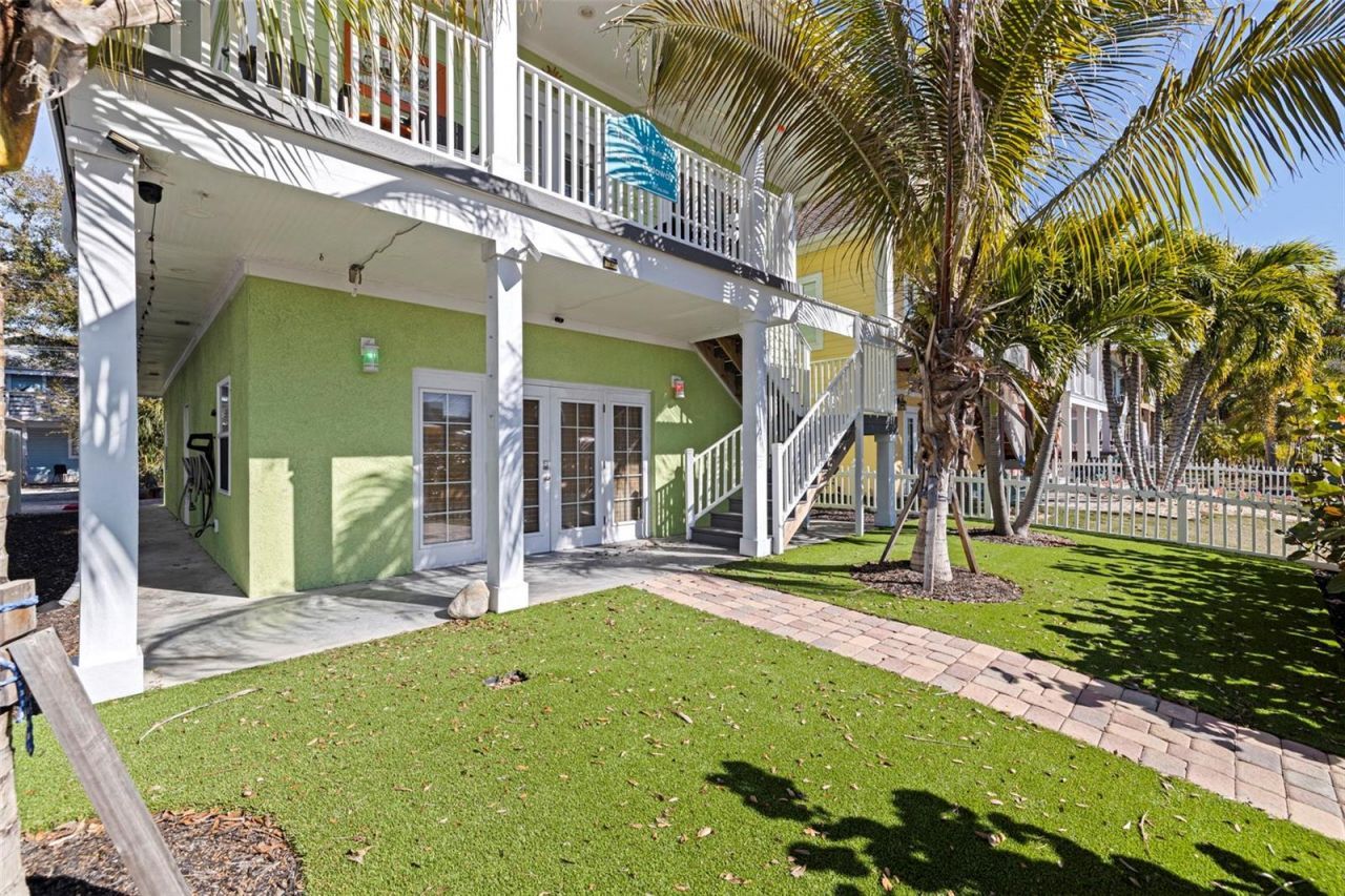 5429 Essex Avenue S, Gulfport, FL 33707 Photo