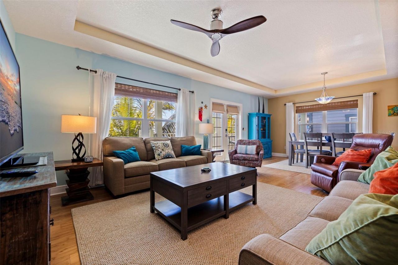 5429 Essex Avenue S, Gulfport, FL 33707 Photo