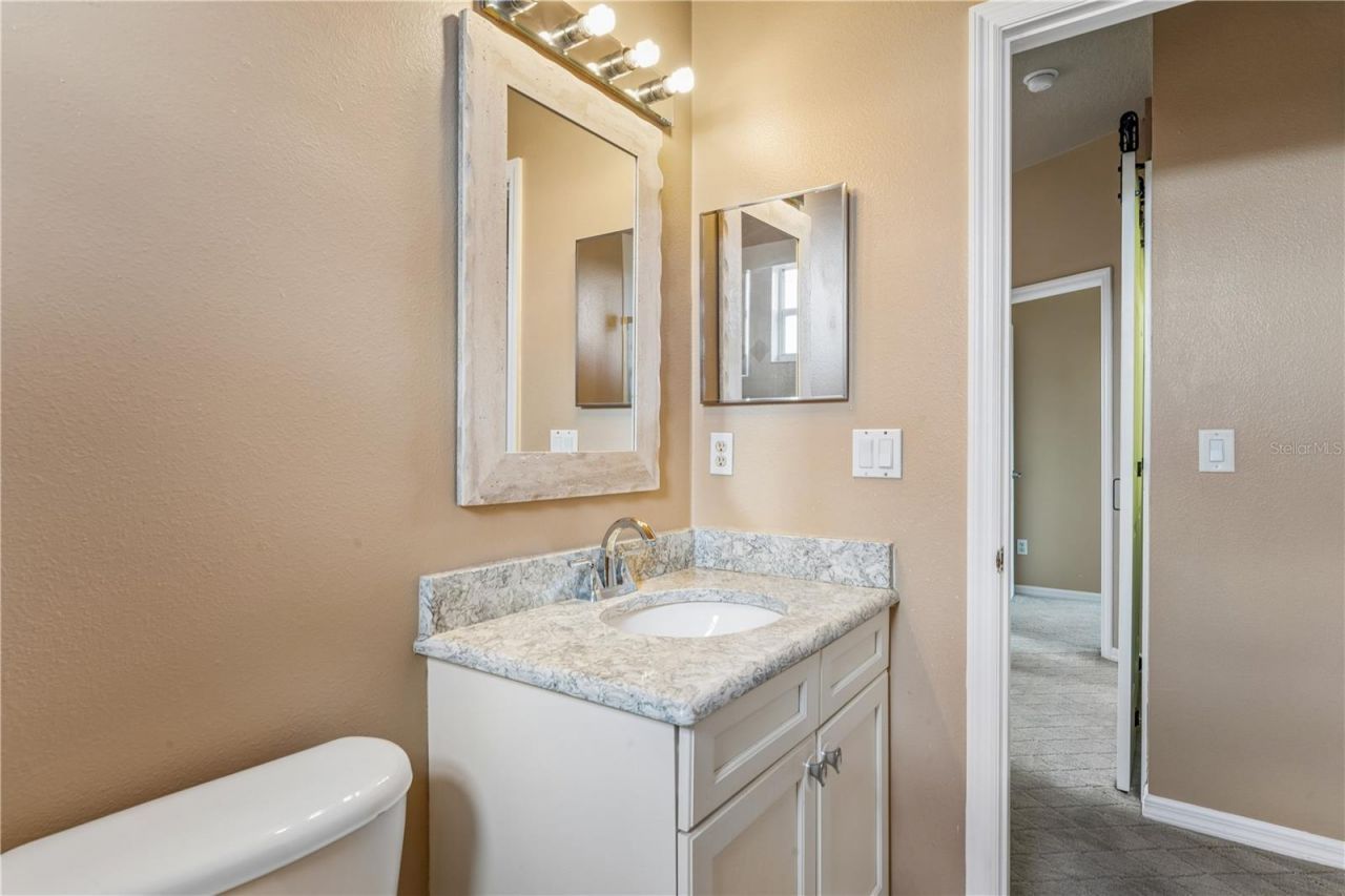 402 Shore Drive W, Oldsmar, FL 34677 Photo