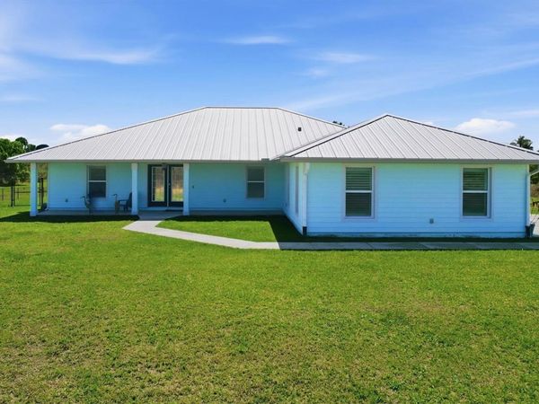 6165 1ST STREET SW, VERO BEACH, FL 32968