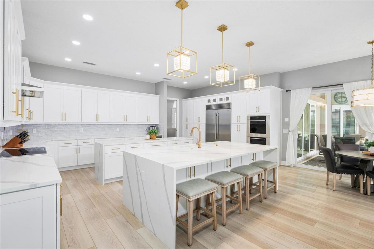 9810 Compass Point Way, Tampa, FL 33615 Photo