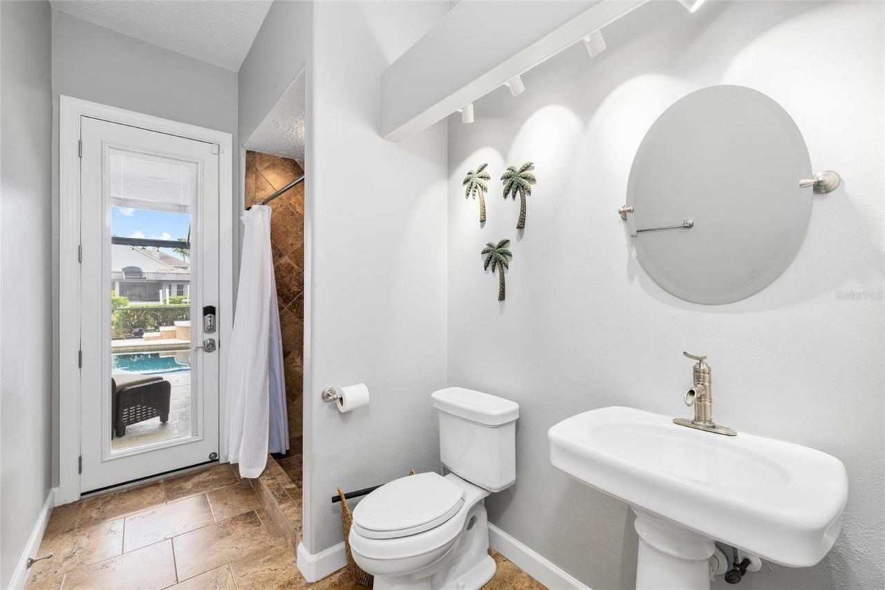 9810 Compass Point Way, Tampa, FL 33615 Photo