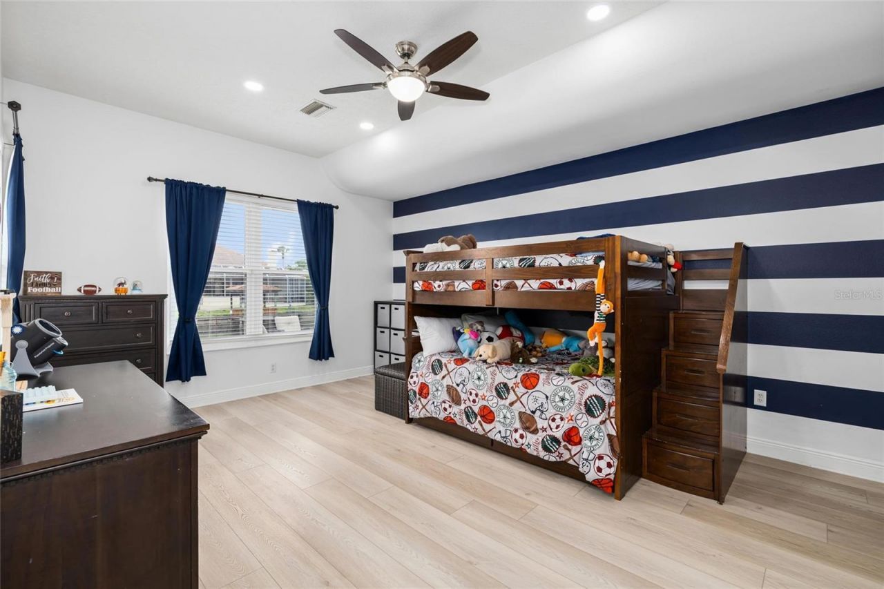 9810 Compass Point Way, Tampa, FL 33615 Photo