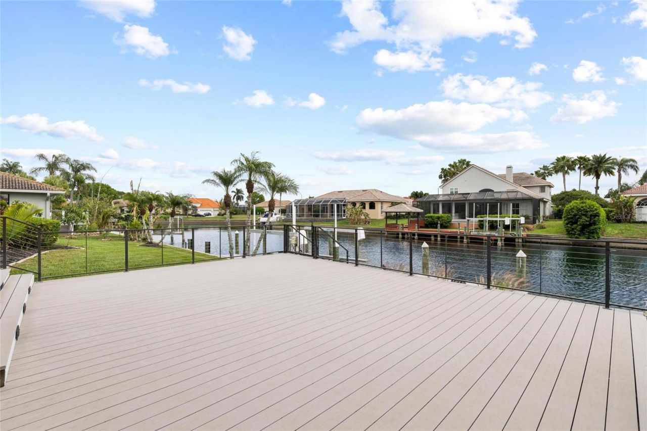 9810 Compass Point Way, Tampa, FL 33615 Photo