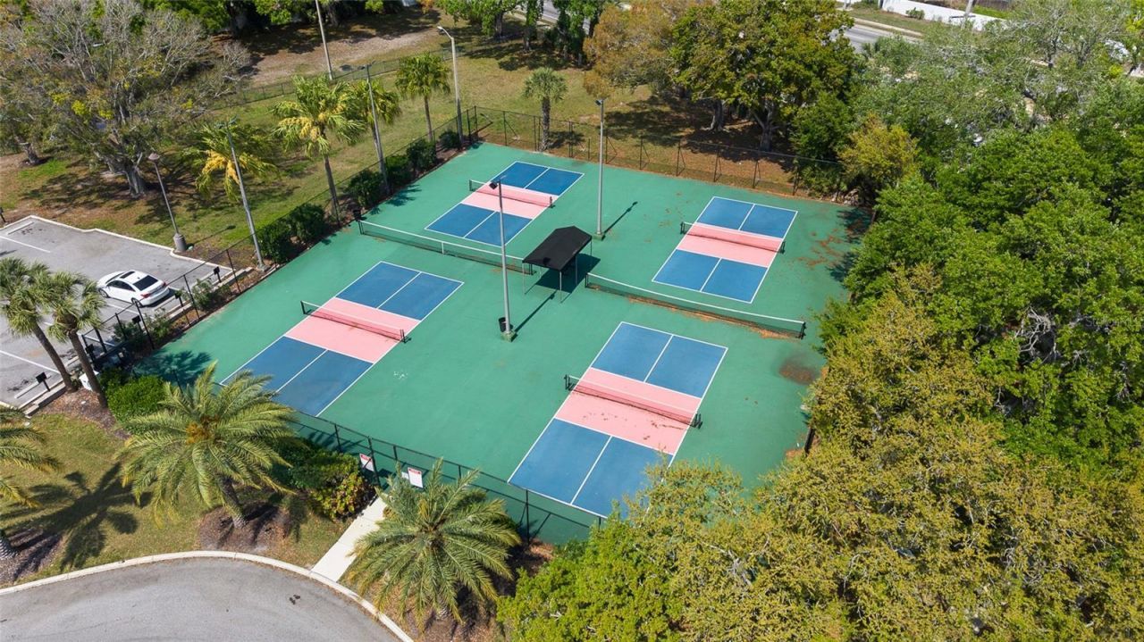 9810 Compass Point Way, Tampa, FL 33615 Photo