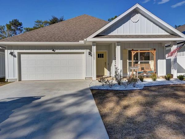 1909 Noleka Court, Navarre, FL 32566