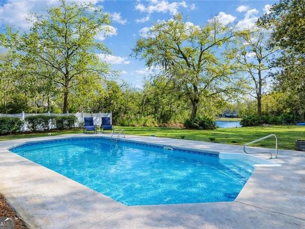 113 Serenoa Drive, Brunswick, GA 31523