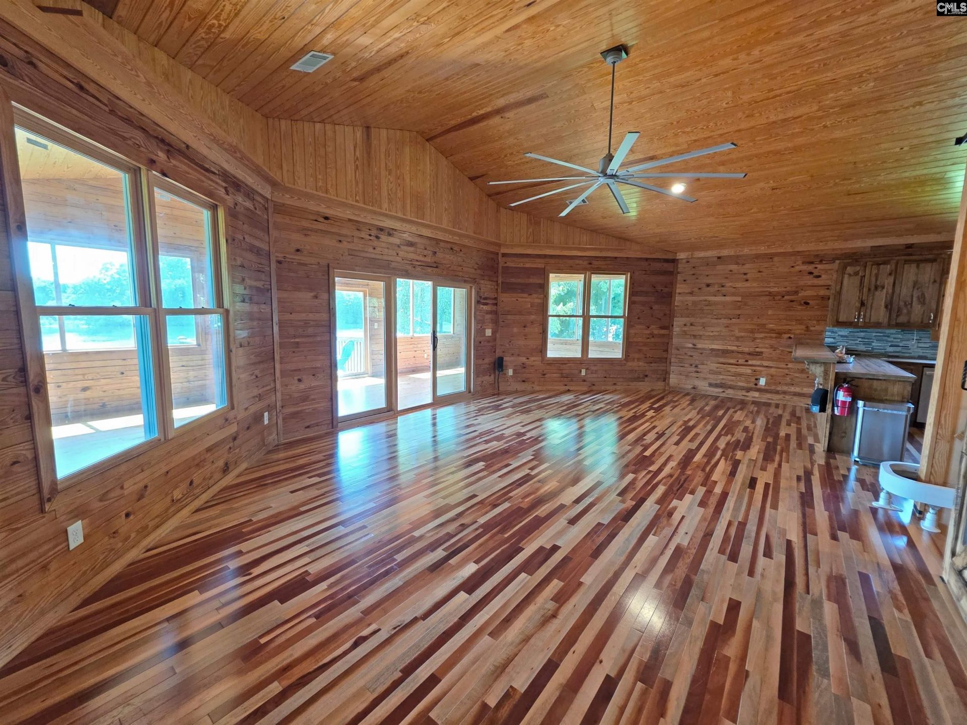 708 Gum Swamp Road Photo 5